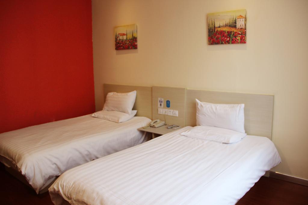Hanting Hotel Liaocheng Bus Station Rum bild